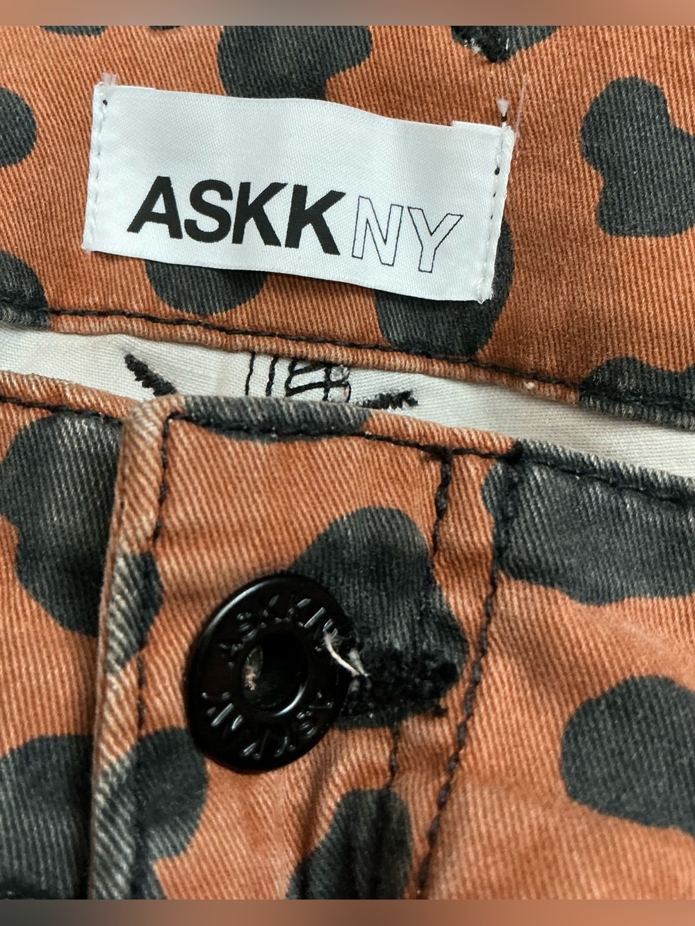 NWT ASKK NY Leopard Print‎ Chino Pants Cheetah Straight Leg Size 28 $288 - Picture 4 of 6